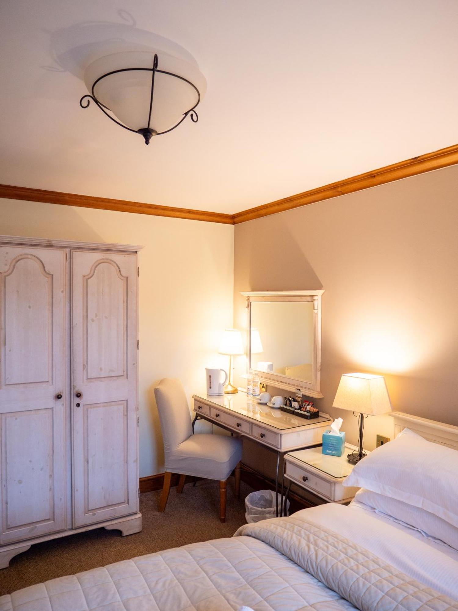 The Vestry Hotel Chichester Bagian luar foto