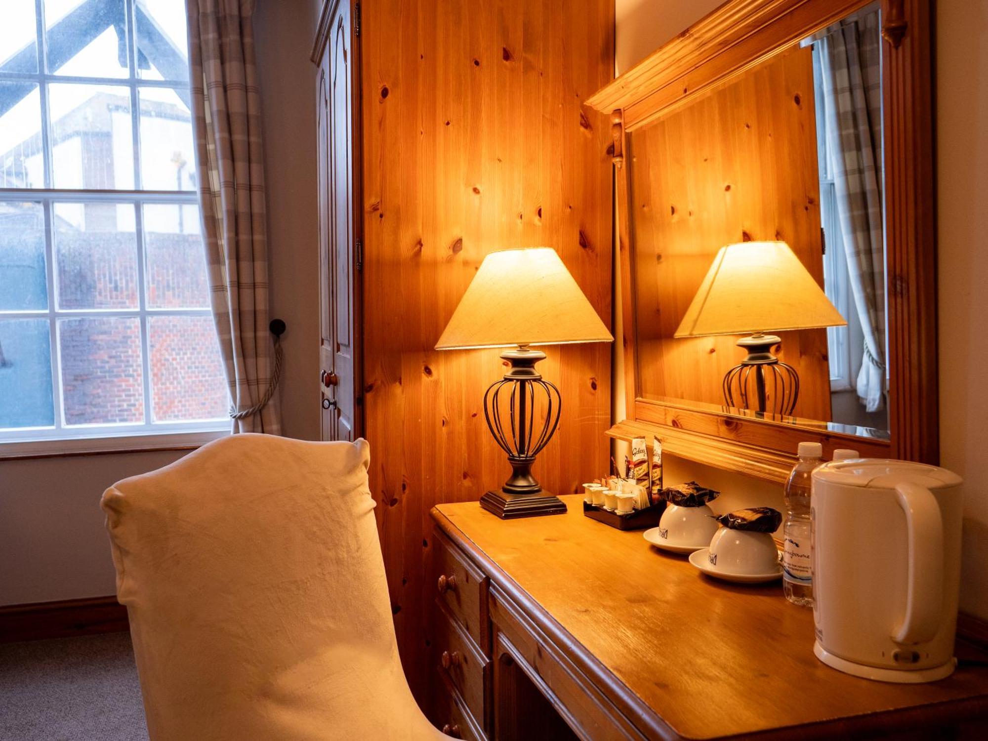 The Vestry Hotel Chichester Bagian luar foto